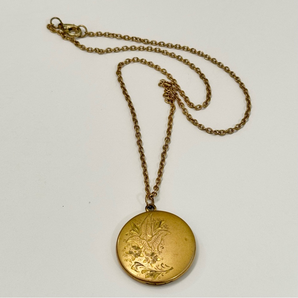 Antique Gold RBM 1874 ATRICE Victorian Etched Flower Locket Necklace Pendant